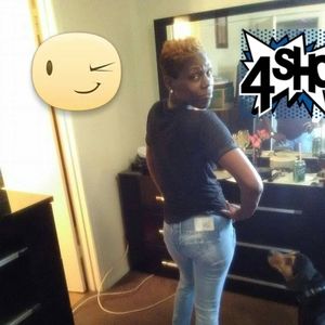 Meet your Posher, Deanna