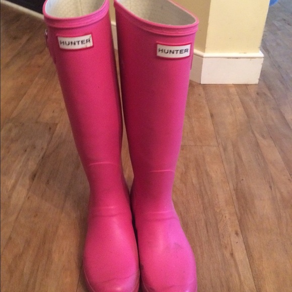 Pink hunter boots great condition