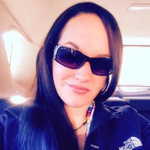 Meet your Posher, Candace