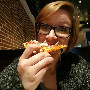 Meet your Posher, Talia