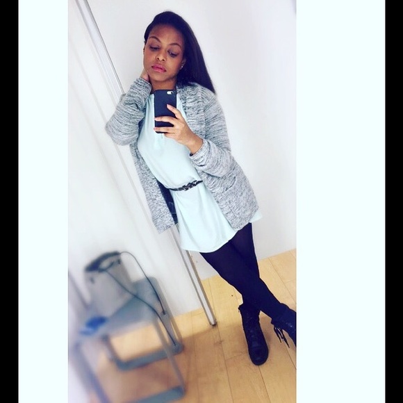 Meet your Posher, Tara - Picture 2 of 2