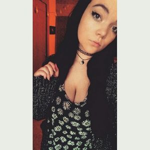 Meet your Posher, Victoria