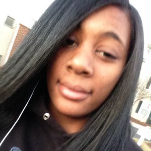 Meet your Posher, Monica