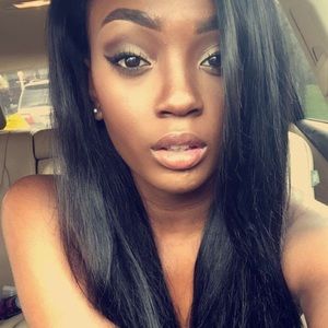 Meet your Posher, Sierra