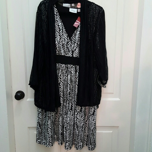 Avenue NWT 2 PC Black and White Dress Size 22/24