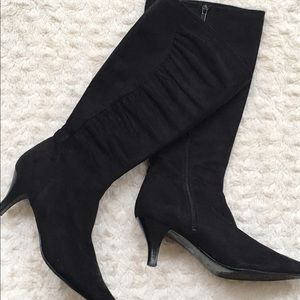Impo Stretch Black Suede Heeled Boot Size 9.5
