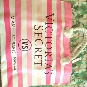 VS bag. NWT. Great condition