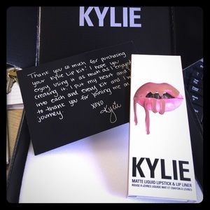Lip Kit by Kylie - Candy K
