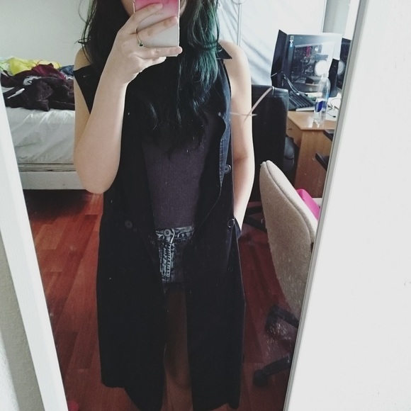 Sleeveless Trench Coat from Korea