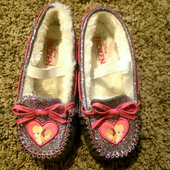 Kids moccasins