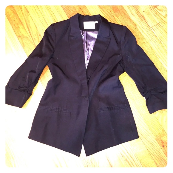 Black 3/4 Sleeve Blazer