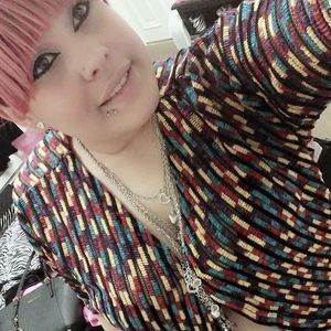 Meet your Posher, Luordes rene