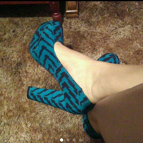F21 heels