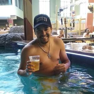 Meet your Posher, Ray