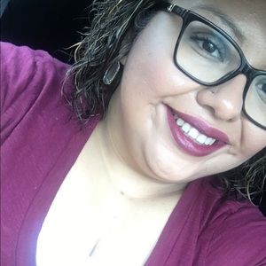 Meet your Posher, Mercedes