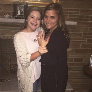 Meet your Posher, Mallory