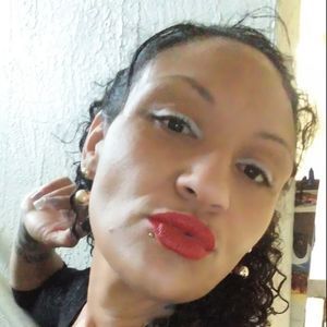 Meet your Posher, Lazara