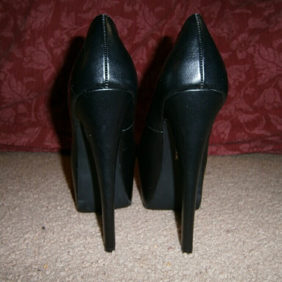 (SOLD) Shoe republic la venerable 8.5m - Picture 3 of 4