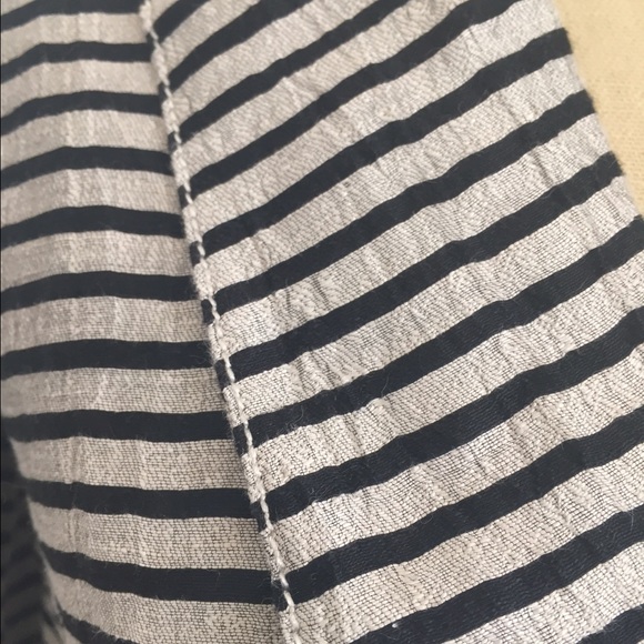 LOFT black and beige striped, linen blazer. - Picture 4 of 4