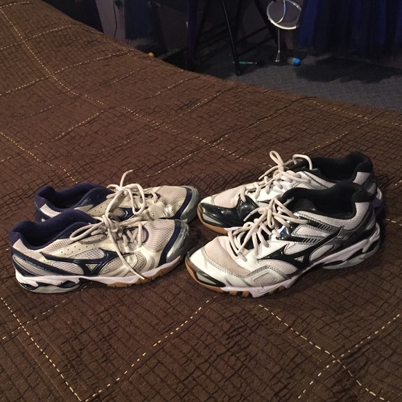mizuno volleyball shoes!