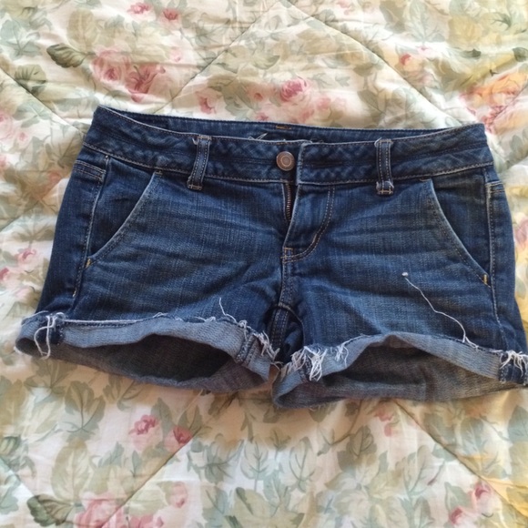 ✨💙 Cute American Eagle Jean Shorts💙✨