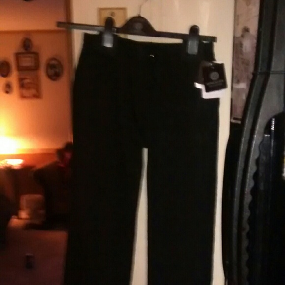 Doncaster's 2p casual pants