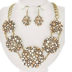 Brown & white glass Crystal elegant Necklace set