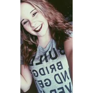 Meet your Posher, Claire