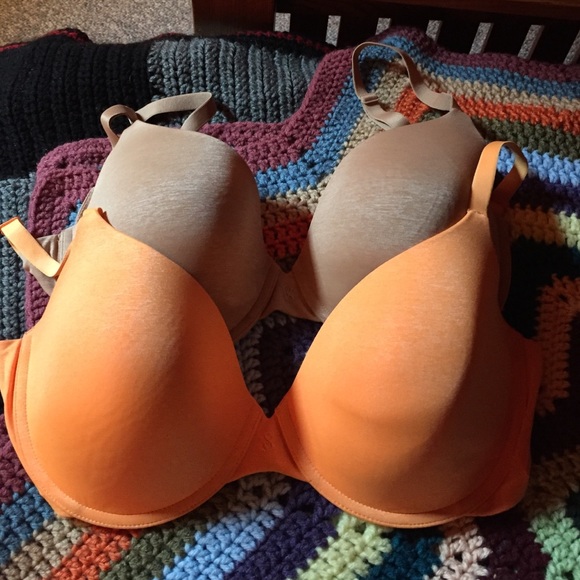 Set of 2 uplift semi Demi t-shirt bras