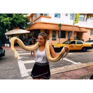 Meet your Posher, Gabriela
