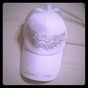 White Armani Exchange hat..slightly used..