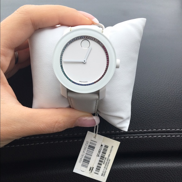 ✅SOLD✅NWT Movado Bold with Swarovski Crystals - Picture 2 of 4