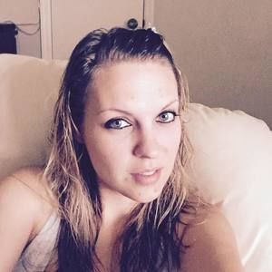 Meet your Posher, Holly