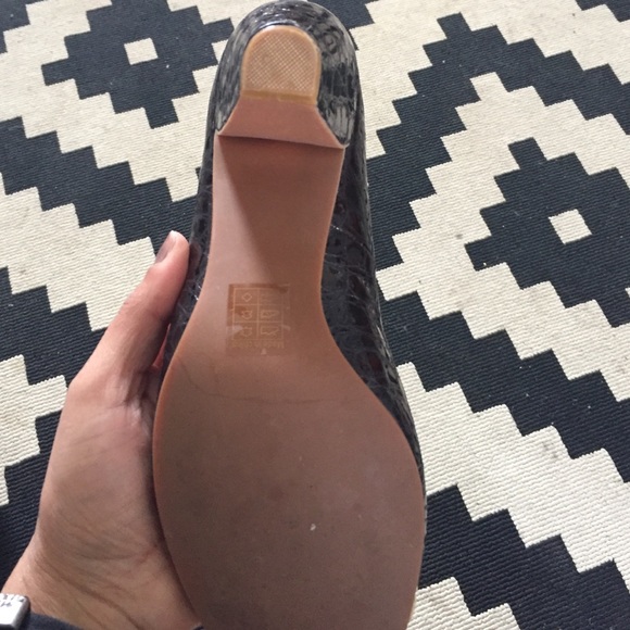 ANTHROPOLOGIE FARYL ROBIN - Picture 4 of 4