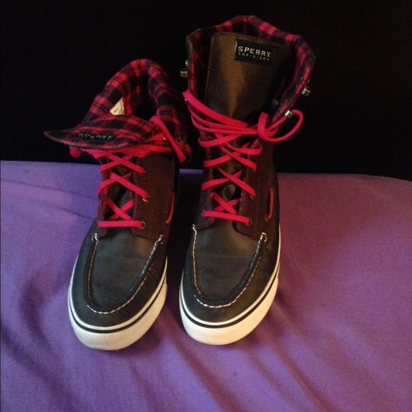 !!!FINAL MARKDOWN! High top sperrys