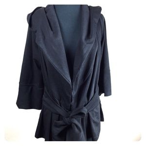 Hooded 3/4 sleeve sweater