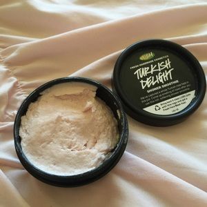 LUSH Cosmetics Turkish Delight Shower Smoothie