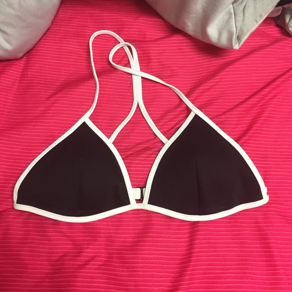 NWOT VS Medium teeny triangle top