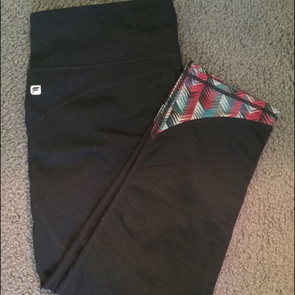 Fabletics Salar Capri Leggings