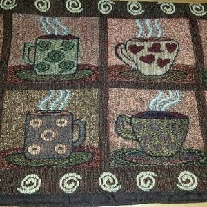 6 foot table runner EUC