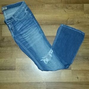 Buckle jeans
