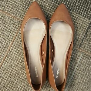 NWOT Express flats!