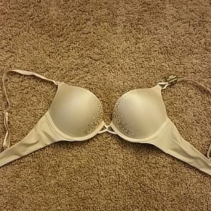 Victoria's Secret Bombshell push up bra