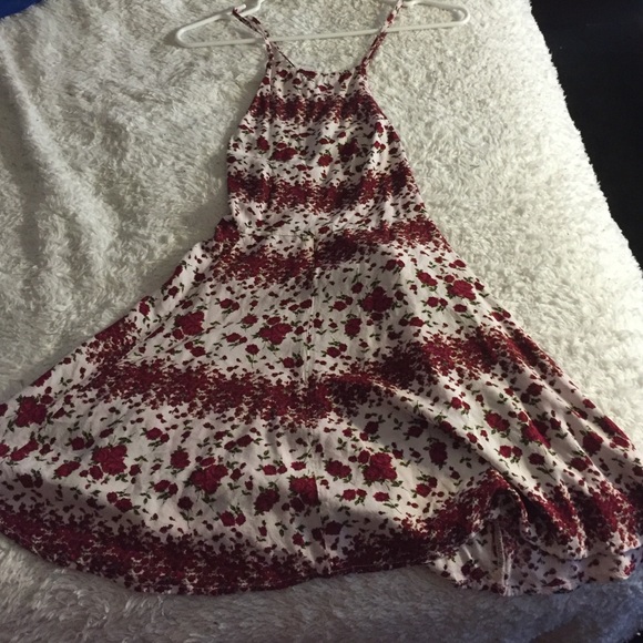 halter missing back dress