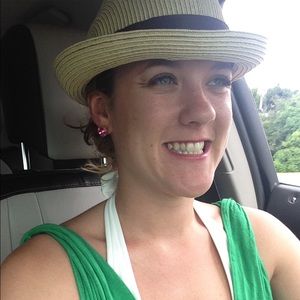 Meet your Posher, Melanie