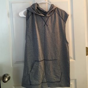 Men's Sleeveless Hooded Shirt