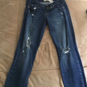 Medium Washed Hollister Ripped Jeans
