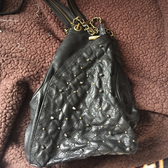 Cute stone backpack - Picture 2 of 2