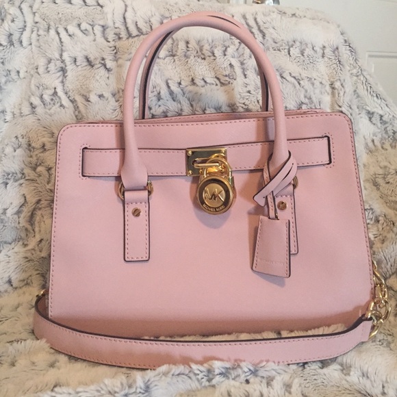 Fabulous Michael Kors Handbag! 👜