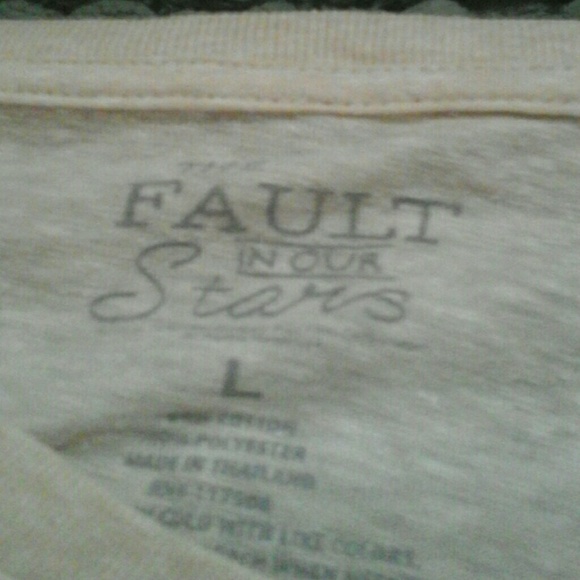 A fault in our stars top - Picture 3 of 4